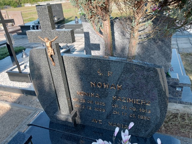 Grób Kazimierz Nowak